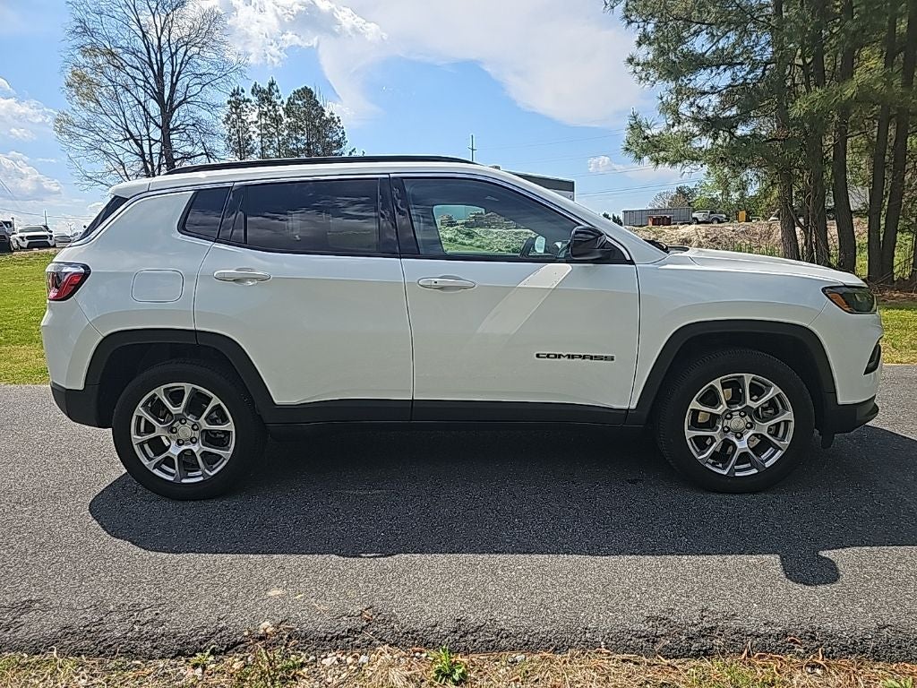 2024 Jeep Compass Latitude Lux **** ONE OWNER ** LOW MILES ****