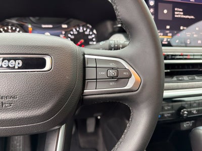 2024 Jeep Compass Latitude Lux