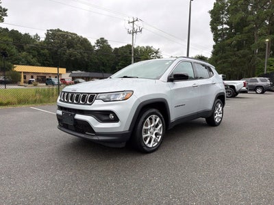 2024 Jeep Compass Latitude Lux