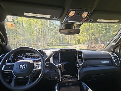 2025 RAM 3500 Big Horn **** ONE OWNER ****