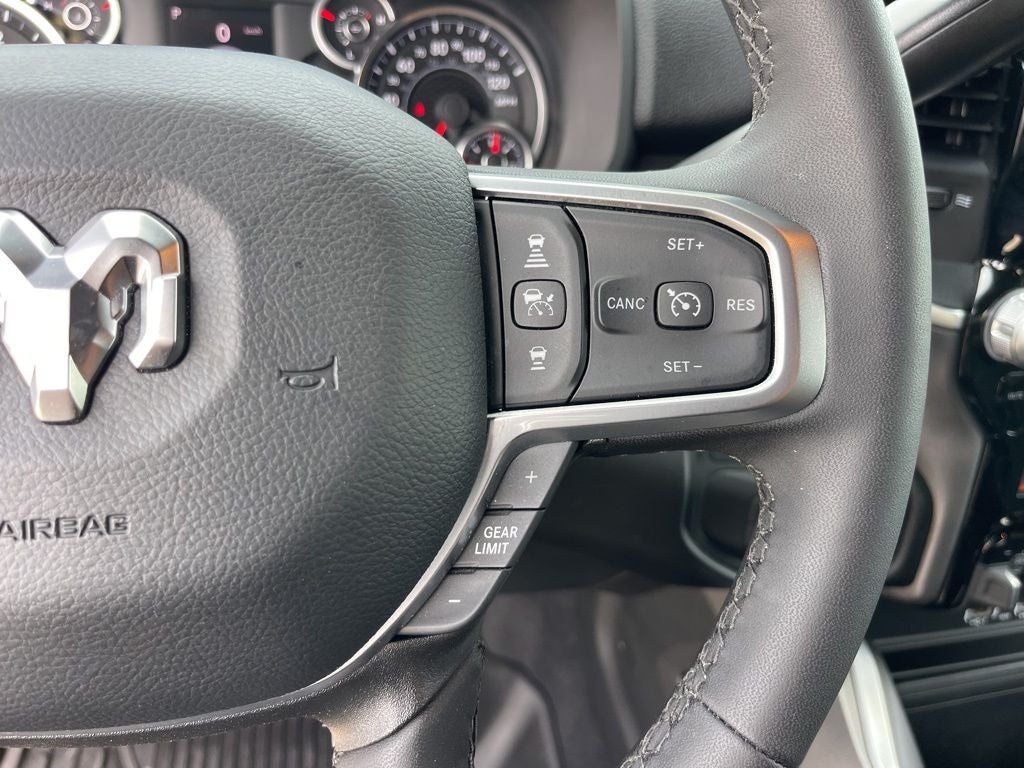 2025 RAM 3500 Big Horn **** ONE OWNER ****