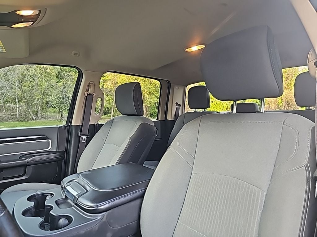 2019 RAM 2500 Big Horn *** CLEAN TRADE ****