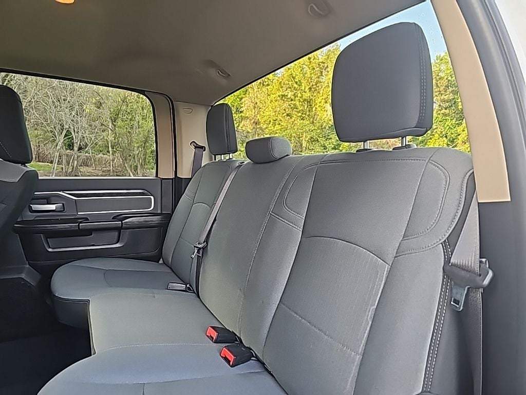 2019 RAM 2500 Big Horn *** CLEAN TRADE ****