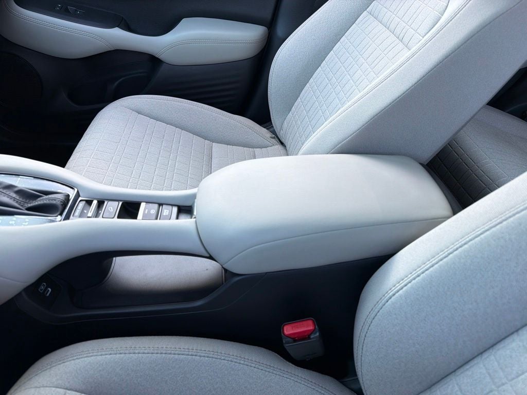 2027 Honda HR-V LX