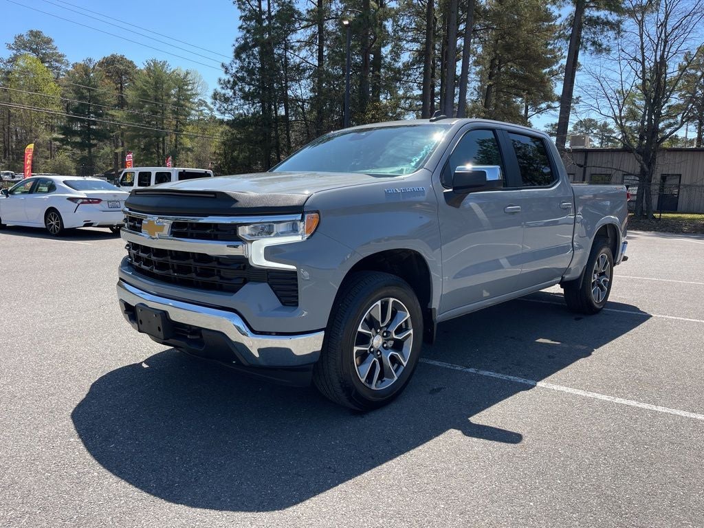 2024 Chevrolet Silverado 1500 LT *** ONE OWNER ***