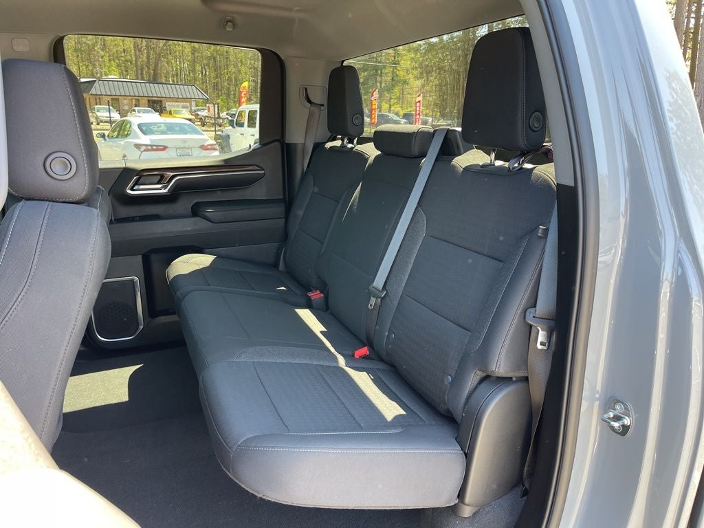 2024 Chevrolet Silverado 1500 LT *** ONE OWNER ***