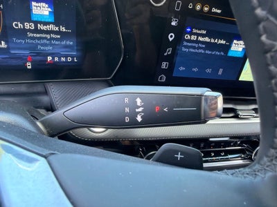 2025 Chevrolet Equinox LT *** ONE OWNER ***