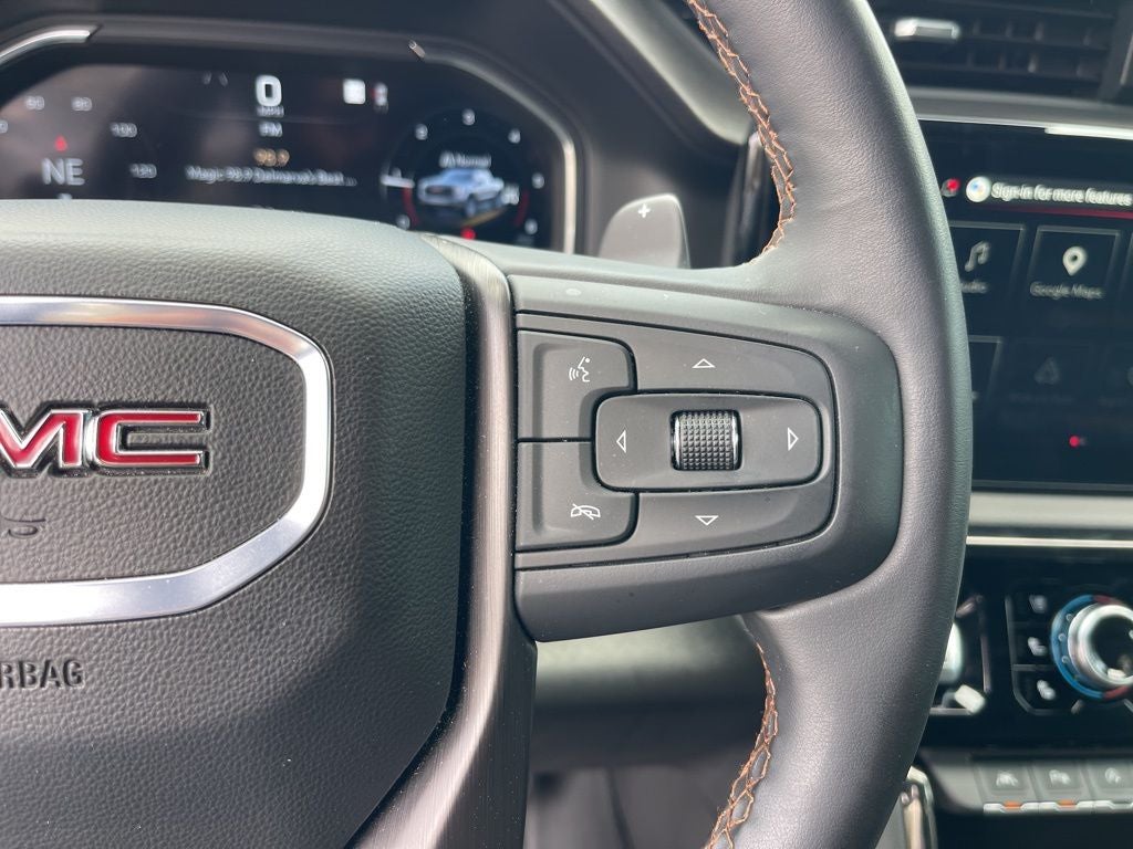 2025 GMC Sierra 1500 AT4 *** ONE OWNER ** LOW MILES ****