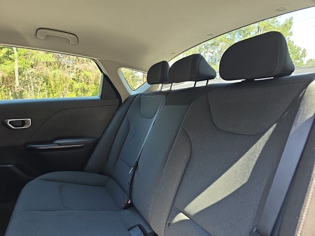 2025 Kia K4 LXS *** ONE OWNER ***