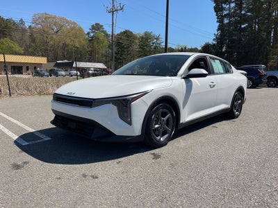 2025 Kia K4 LXS *** ONE OWNER ***