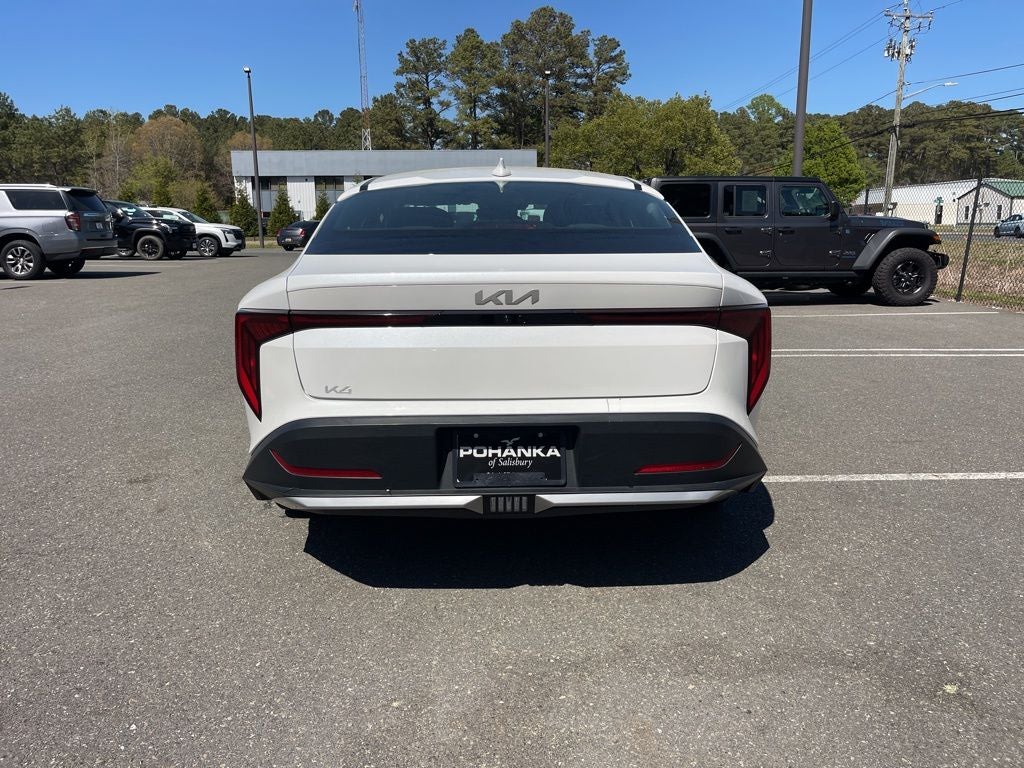 2025 Kia K4 LXS *** ONE OWNER ***