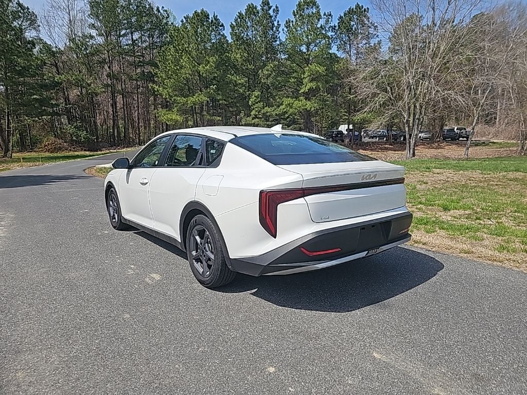 2025 Kia K4 LXS *** ONE OWNER ***