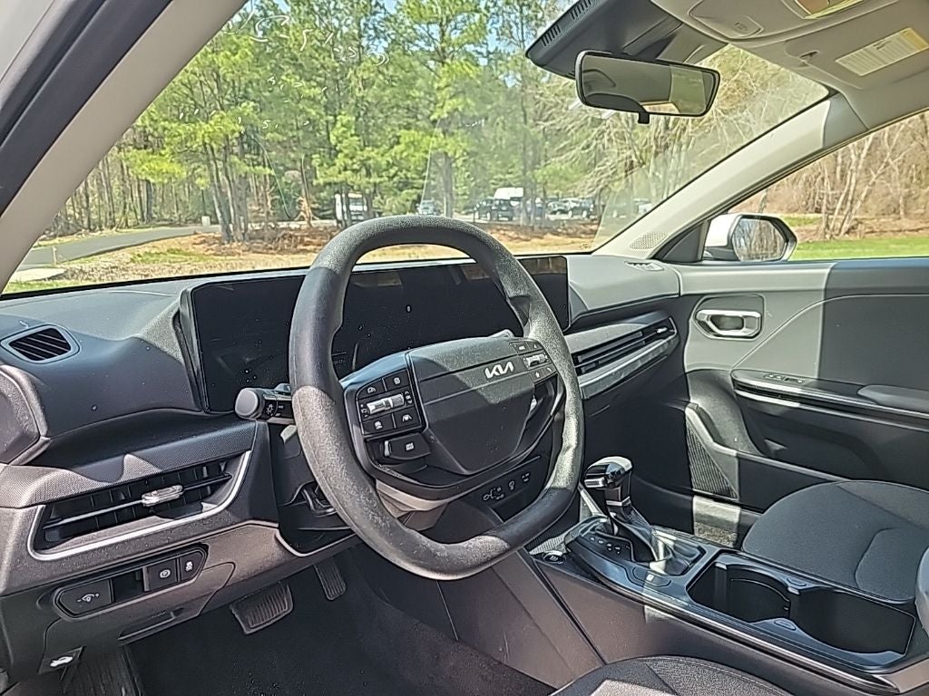2025 Kia K4 LXS *** ONE OWNER ***