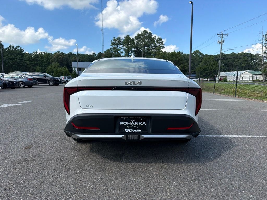 2025 Kia K4 LXS
