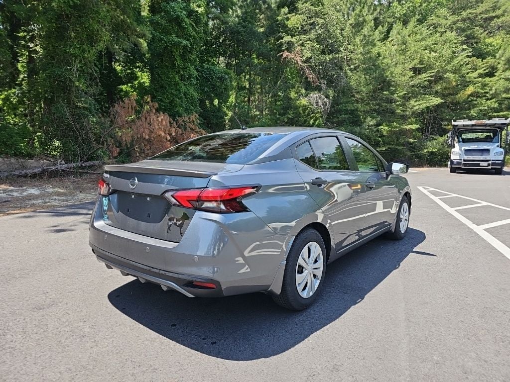 2021 Nissan Versa 1.6 S *** LOCAL LOW LOW MILES ***