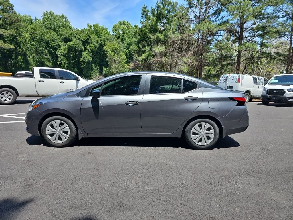 2021 Nissan Versa 1.6 S *** LOCAL LOW LOW MILES ***
