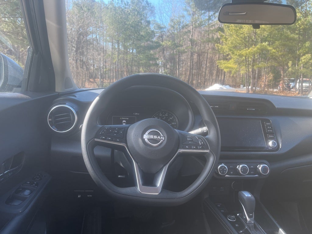 2024 Nissan Kicks SV