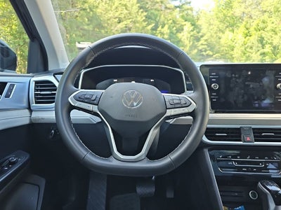 2025 Volkswagen Taos 1.5T SE