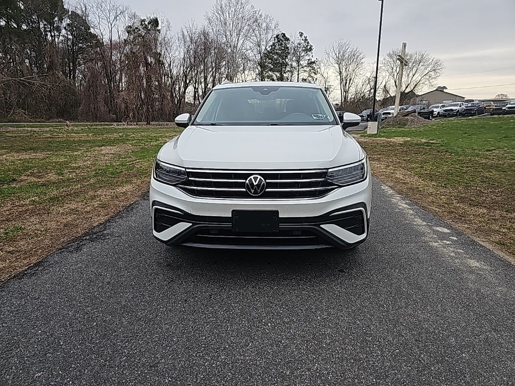 2023 Volkswagen Tiguan 2.0T SE **** ONE OWNER ****