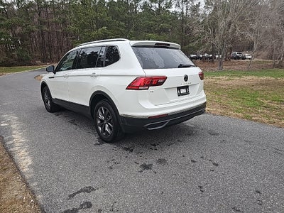 2023 Volkswagen Tiguan 2.0T SE **** ONE OWNER ****