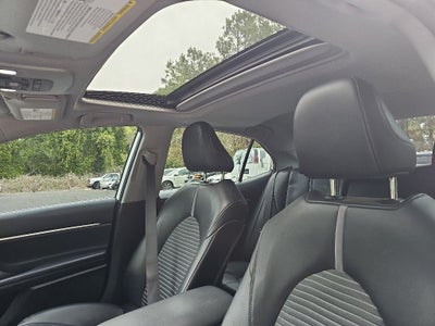 2020 Toyota Camry SE **** MANAGERS SPECIAL ****