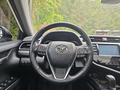 2020 Toyota Camry SE **** MANAGERS SPECIAL ****