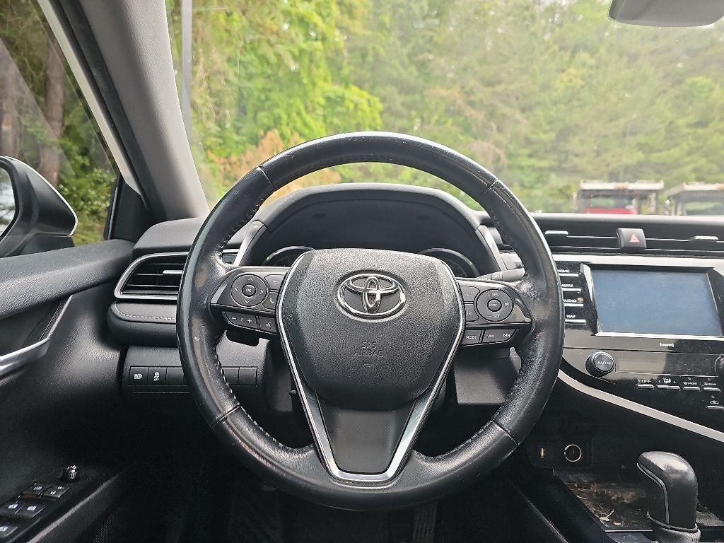2020 Toyota Camry SE **** MANAGERS SPECIAL ****