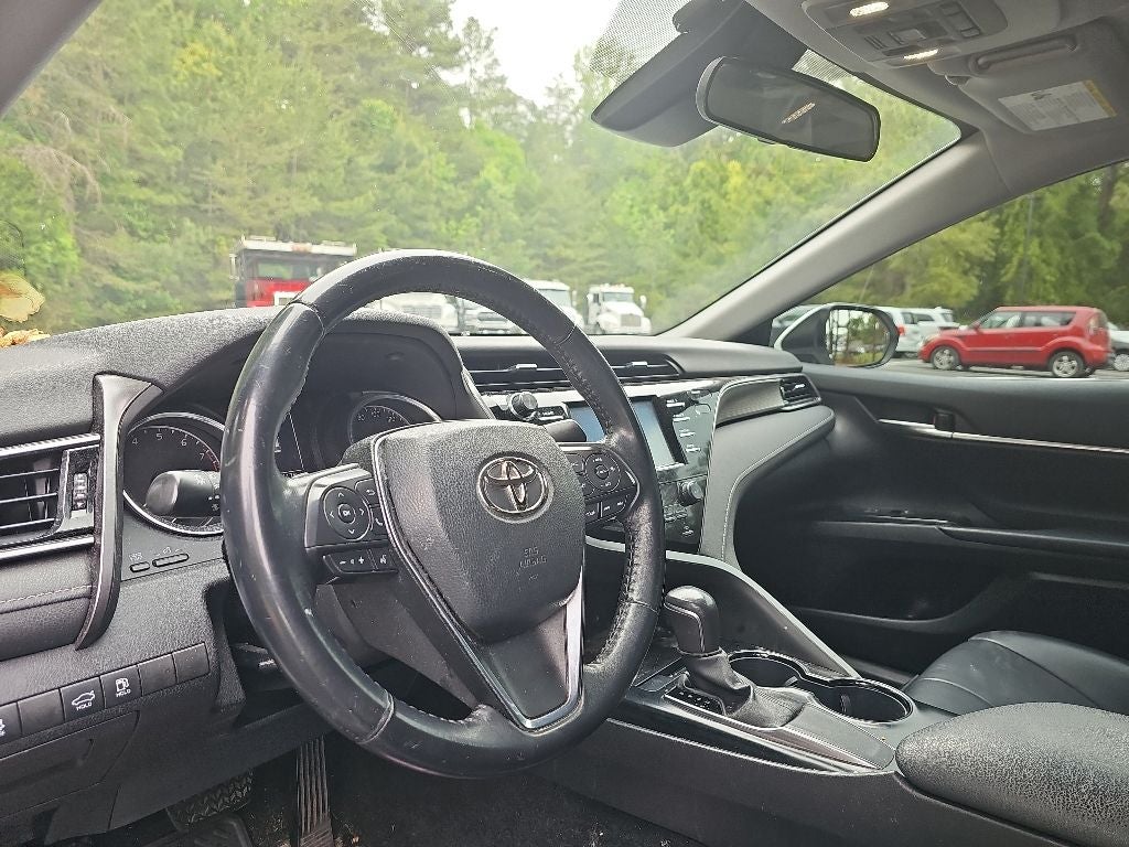 2020 Toyota Camry SE **** MANAGERS SPECIAL ****