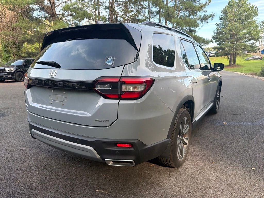 2023 Honda Pilot Elite