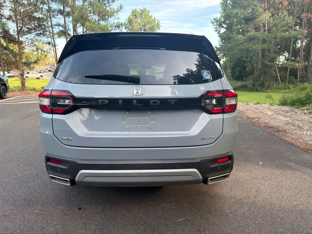 2023 Honda Pilot Elite