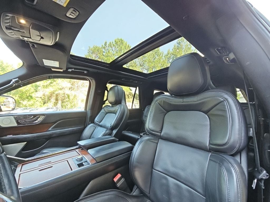 2019 Lincoln Navigator Reserve *** 7-PASSENGER ** LUXURY SUV ***