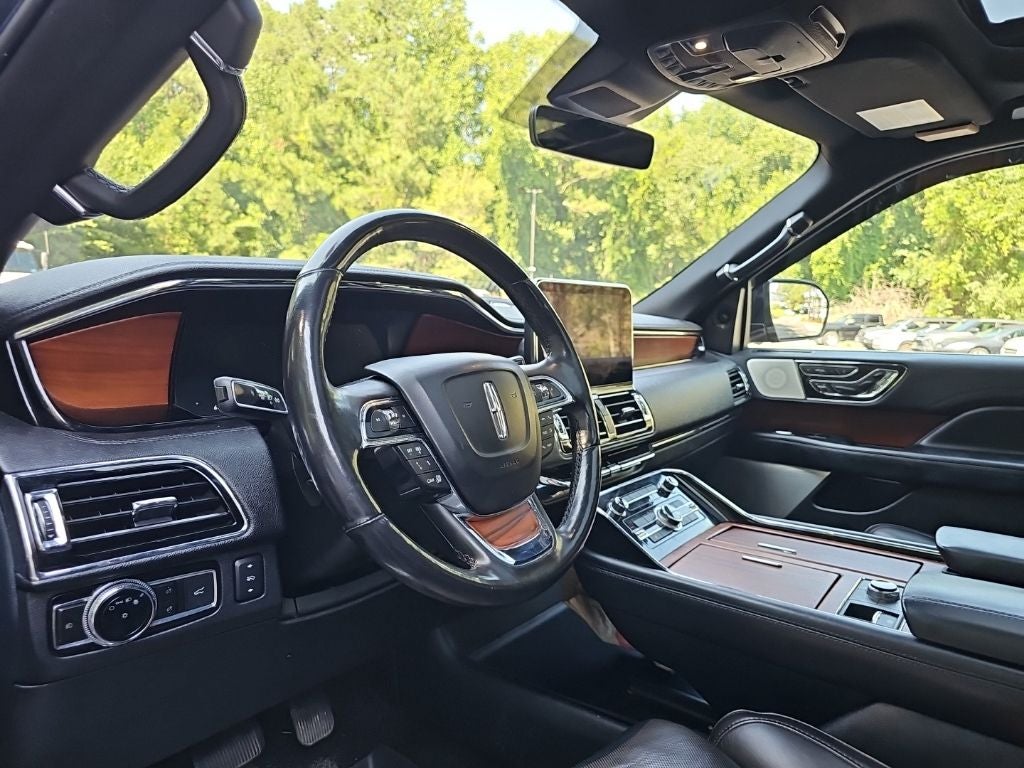 2019 Lincoln Navigator Reserve *** 7-PASSENGER ** LUXURY SUV ***