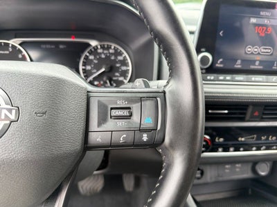 2025 Nissan Rogue SV *** ONE OWNER ***