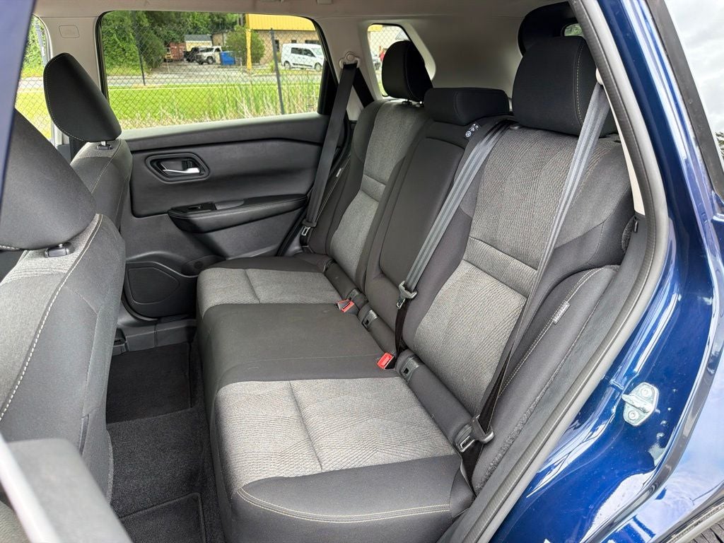 2025 Nissan Rogue SV *** ONE OWNER ***