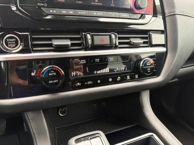 2024 Nissan Pathfinder SV *** ONE OWNER ***