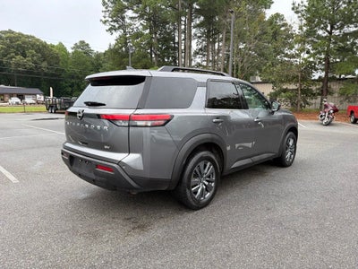 2024 Nissan Pathfinder SV *** ONE OWNER ***
