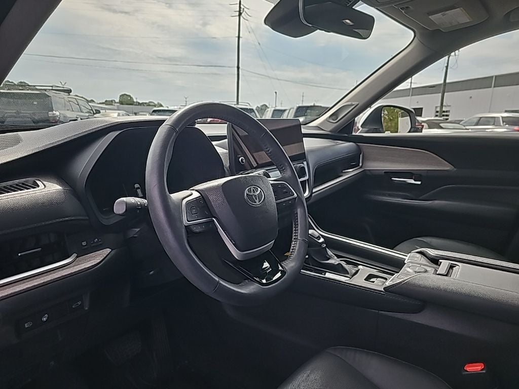 2024 Toyota Grand Highlander Limited *** OWNER ** LOW MILES ***