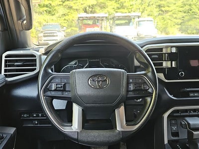 2025 Toyota Tundra SR5 *** ONE OWNER ***