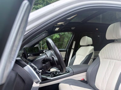 2025 BMW X7 xDrive40i M Sport Executive Package