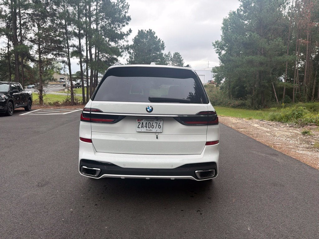 2025 BMW X7 xDrive40i M Sport Executive Package