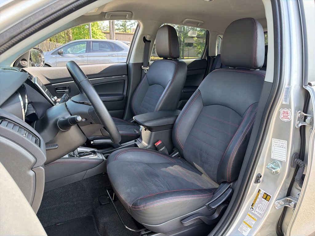 2025 Mitsubishi Outlander Sport 2.0 SE