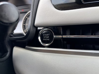 2025 Mitsubishi Outlander SE **** ONE OWNER ****