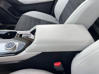 2025 Mitsubishi Outlander SE **** ONE OWNER ****