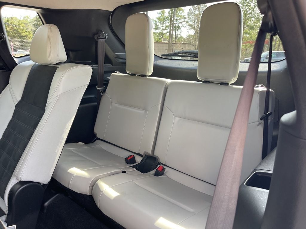 2025 Mitsubishi Outlander SE **** ONE OWNER ****