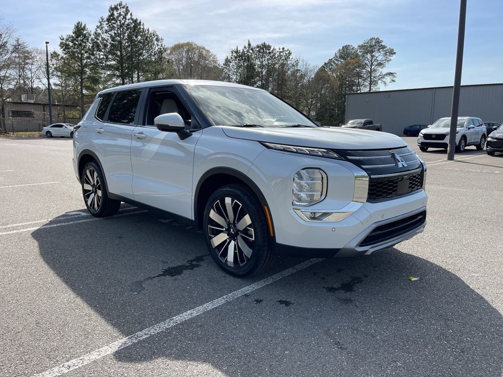 2025 Mitsubishi Outlander SE **** ONE OWNER ****