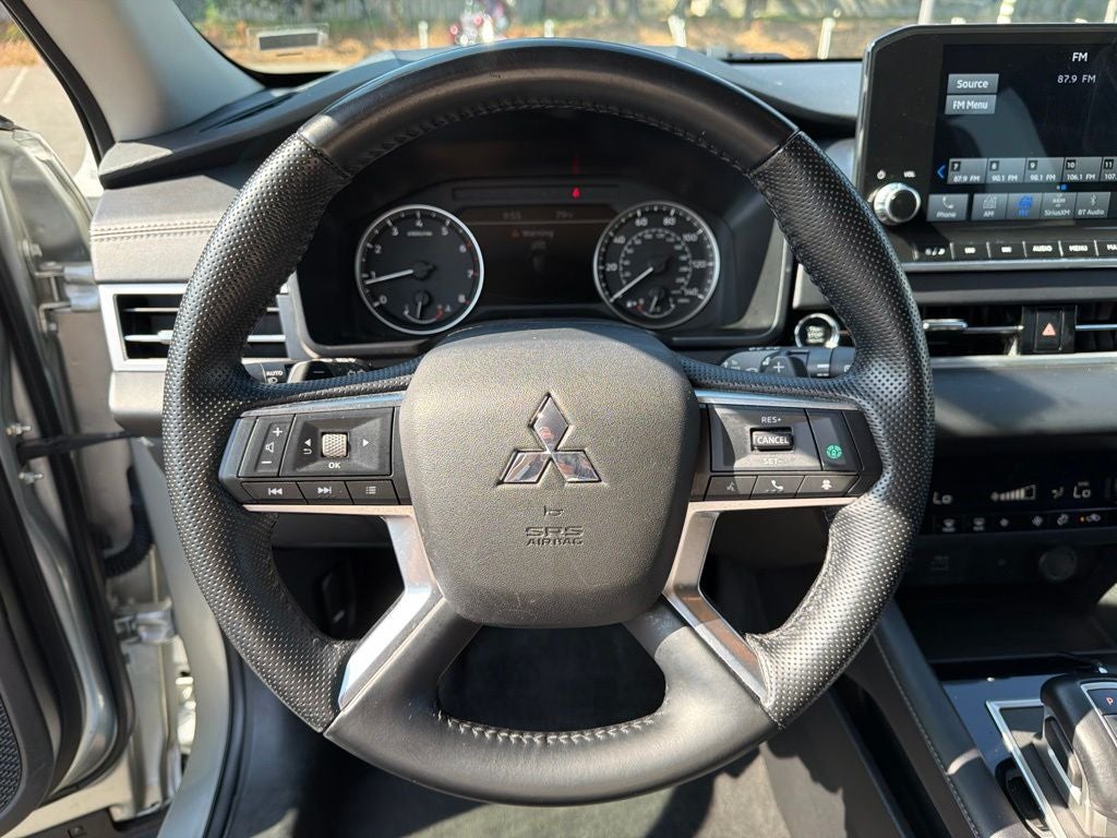 2024 Mitsubishi Outlander SE *** ONE OWNER ***
