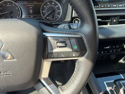 2024 Mitsubishi Outlander SE *** ONE OWNER ***