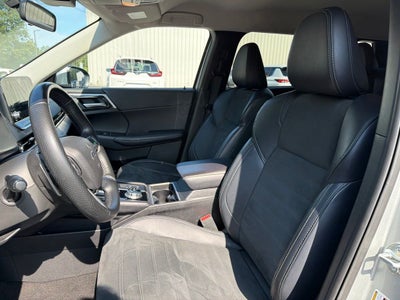2024 Mitsubishi Outlander SE *** ONE OWNER ***