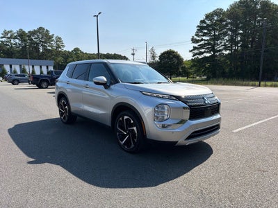 2024 Mitsubishi Outlander SE *** ONE OWNER ***
