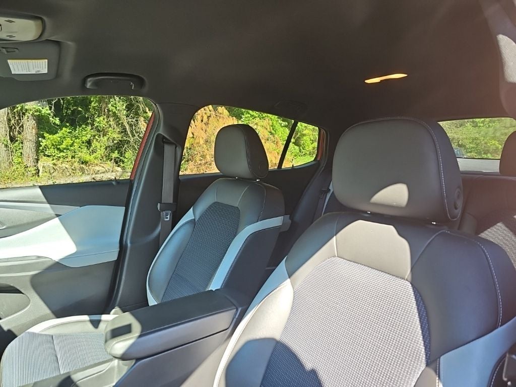 2024 Buick Envista Preferred *** ONE OWNER ** LOW MILES ***